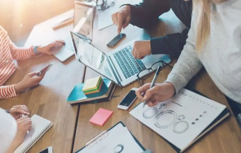 top 10 cac khoa hoc kinh doanh ngan han hot nhat 2024 66bc5ba3c759e