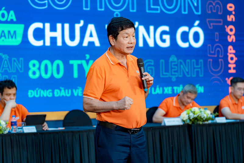 ong-truong-gia-binh-lanh-dao
