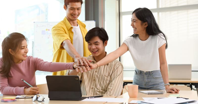 Kỹ năng làm việc nhóm và phối hợp nội bộ