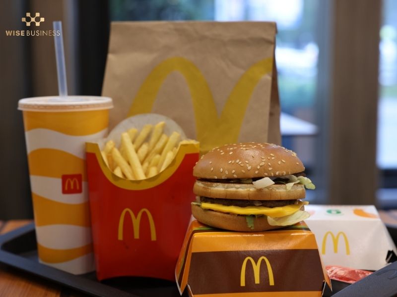 physical evidence trong marketing cua McDonalds